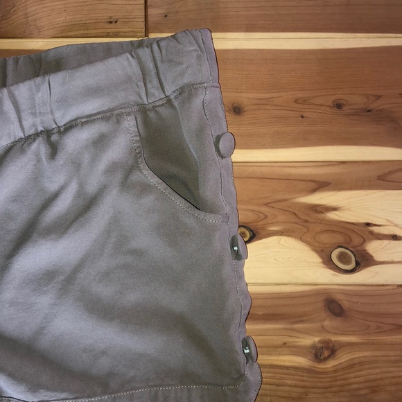 GUESS Drawstring Shorts - Picture 3 of 4